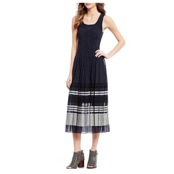 Max Studio M.S.S.P Stephanie Dress Sleeveless Blue & Silver Pleated Size S - Picture 1 of 6